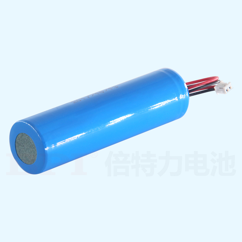 吸奶器鋰電池3.7V 2200mAh圓柱鋰離子電池，應(yīng)用于小風(fēng)扇、看戲機(jī)、自行車